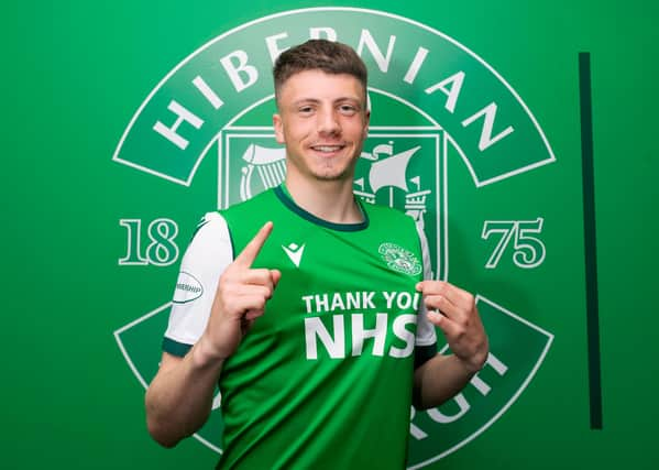 Daniel Mackay has signed a four-year deal with Hibs