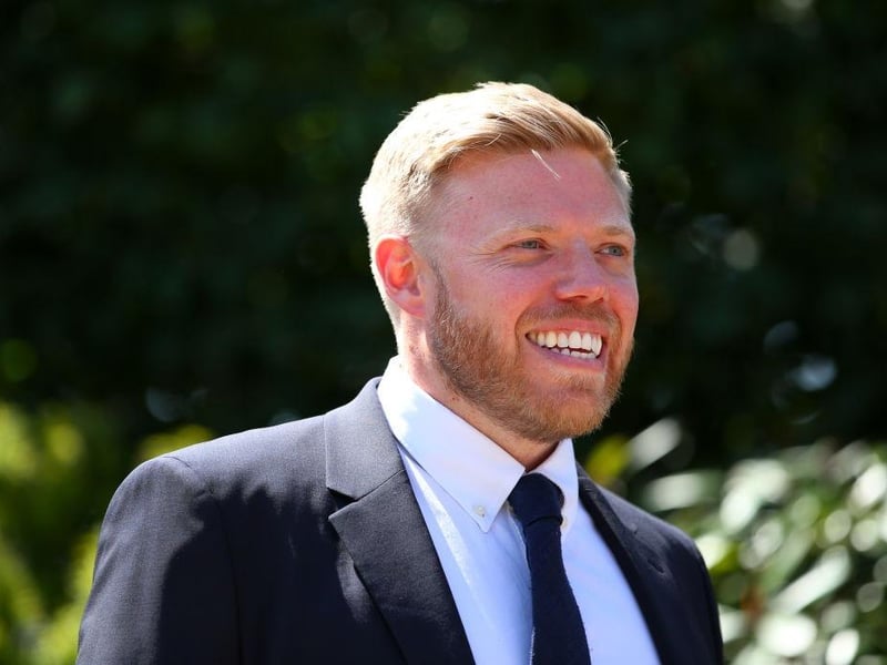Season 3 wasn't such a close contest. Rob Beckett was victorious on 87 points - six clear of Dave Gorman.