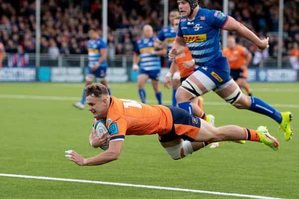 Darcy Graham scores the opening try during Edinburgh's 20-20 draw with DHL Stormers in October. (Photo by Ross Parker / SNS Group)