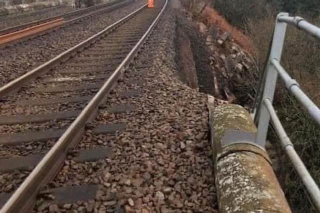 High ballast levels are seen as a possible factor in the parapet collapse