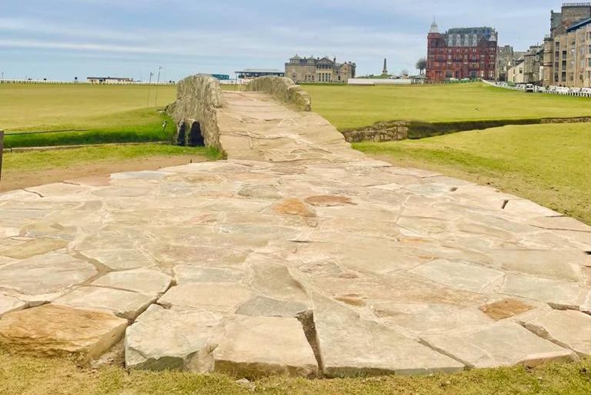 New stonework around Swilcan Bridge had been widely ridiculed on social media