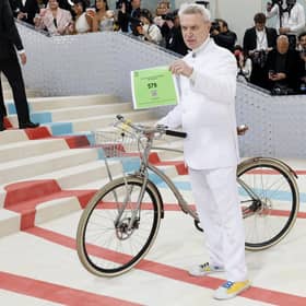 David Byrne from Talking Heads attending The 2023 Met Gala.