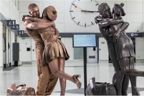 To mark the launch of its 2022 series, Love Island has taken over iconic statues depicting romance across the UK – with previous winners Paige Turley and Finley Tapp replicating the insta-worthy Wincher’s Stance statue in Glasgow.