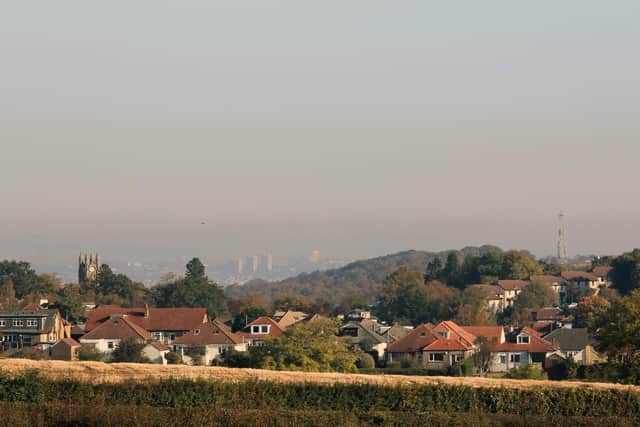 The suburban area near Glasgow topped the list thanks to its high scoring in the earnings, believed to be 90 percent higher than other areas in the UK.