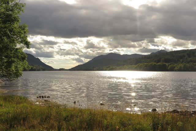 Following the route oftheCaledonian Canal, theGreat Glen Waylinks the Atlantic Ocean on the West with the Moray Firth on the East.