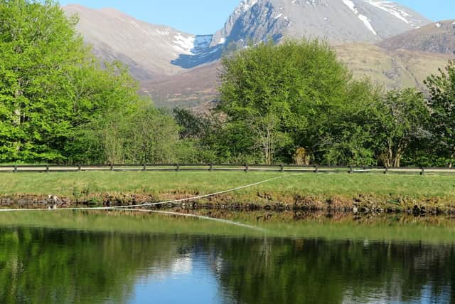 A beautiful introduction to the Great Glen, starting under the shadow of Ben Nevis. Walking up the side of the famous Neptunes Staircase, the route follows the path up the side of the canal all the way to Gairlochy.