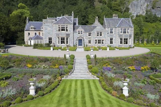 Stenton is a modern country house that has been developed and enhanced by the current owners to a high standard.