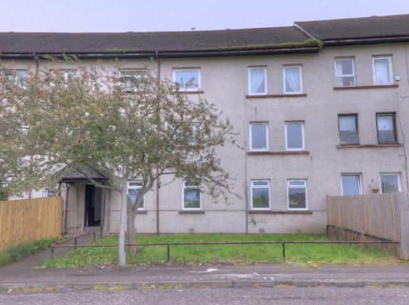 Offers over GBP110,000. This spacious ground floor flat has three spacious bedrooms, a private garden and access to communal gardens.