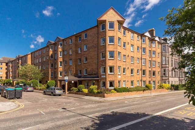 This second floor retirement flat with lift and residents parking is on the market for offers over GBP105,000