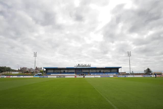 Average attendance: 667