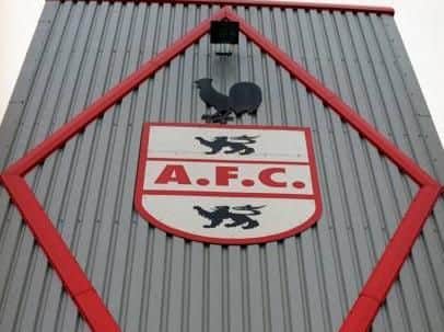 Average attendance: 763