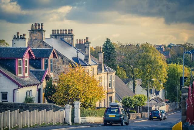 976 crimes or offences were recorded in North Lanarkshire in 2017/2018.