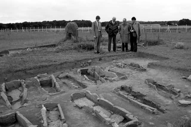 A number of ancient stone tombs were discovered next to the Catstane at Turnhouse.