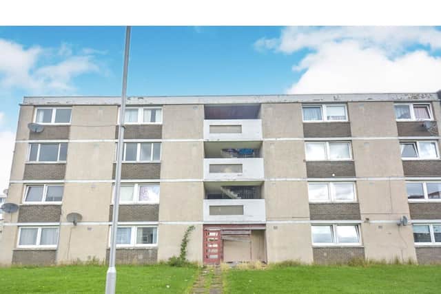 This three bed flat is on the market for offers over GBP85,000.