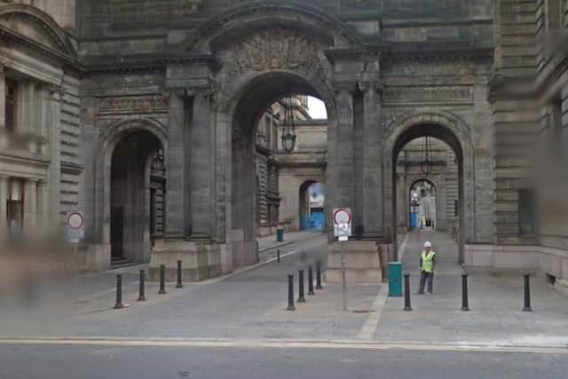 Closed between Ingram Street and Cochrane Street from 5am on Saturday to 4:30pm on Sunday