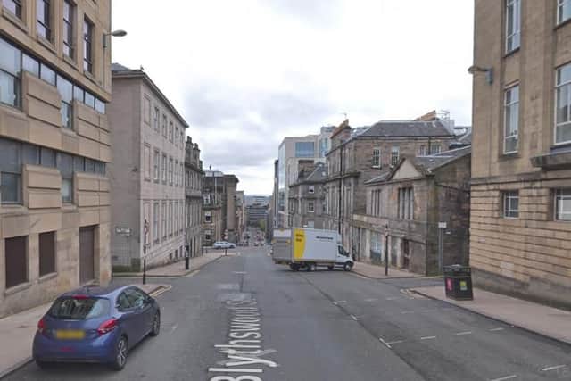 Closed between Bluthswood Square and St Vincent Street from 4am to 4:30pm