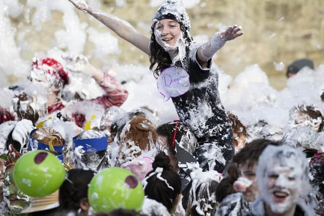 Raisin Weekend dates far back into the history of the university and is named after the tradition whereby "children" gave their academic "parents" a pound of raisins to thank them for welcoming them to St Andrews.