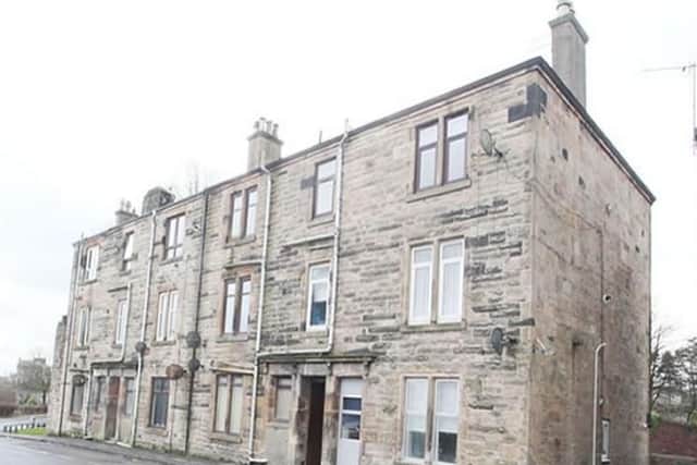 Close to Largs and Lochwinnoch, this ground floor flat is for sale for a guide price of 24,000.