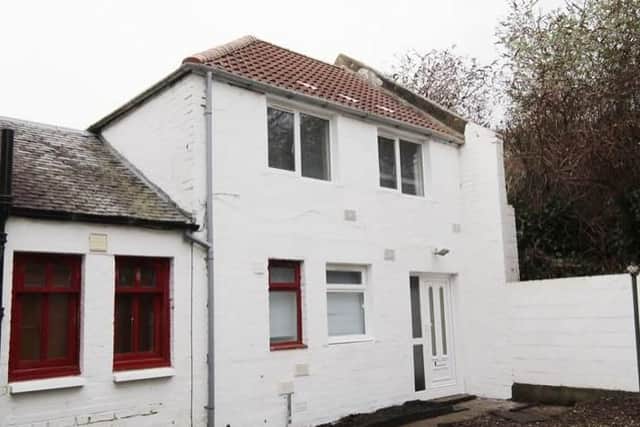 This one bed flat, located in an end terrace house is on the market for a guide price of 45,000.