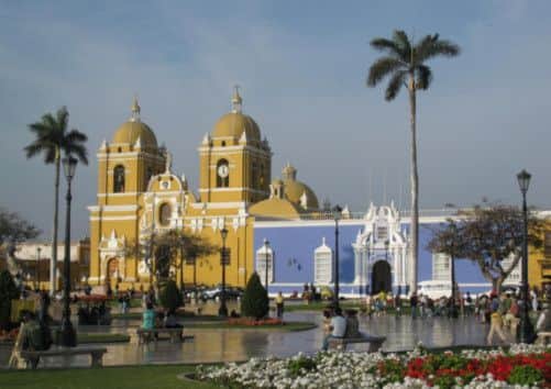 Plaza das Armas, Trujillo, Peru