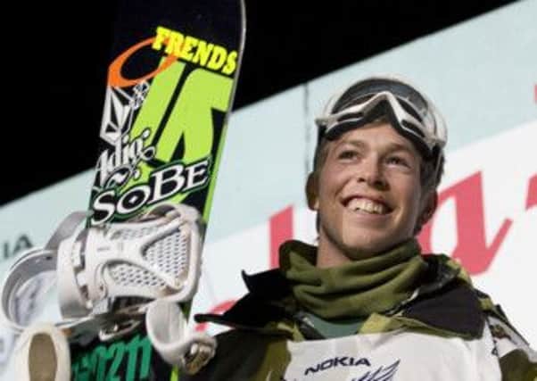 Kevin Pearce continues to snowboard despite the risks to his healt