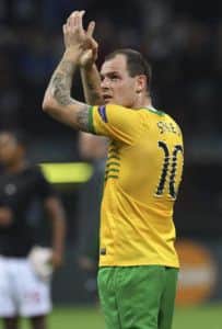 Anthony Stokes applauds the crowd after Celtic lose 2-0 to AC Milan at the San Siro. Picture: Getty