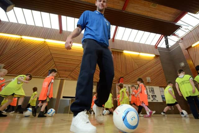 Jordan Rhodes was back at his old school, Cairneyhill Primary, yesterday. Picture: SNS