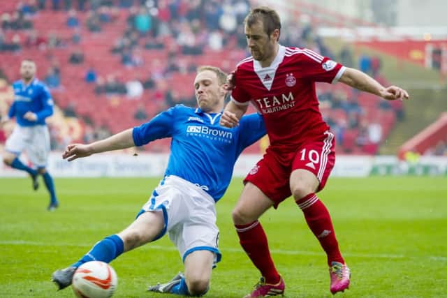 Aberdeen's Niall McGinn (R). Picture: SNS