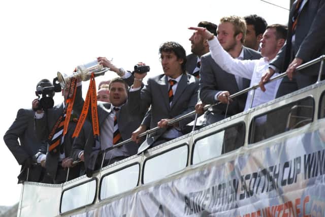 Steve Banks with the Scottish Cup as a Dundee United player in 2010. Picture: SNS
