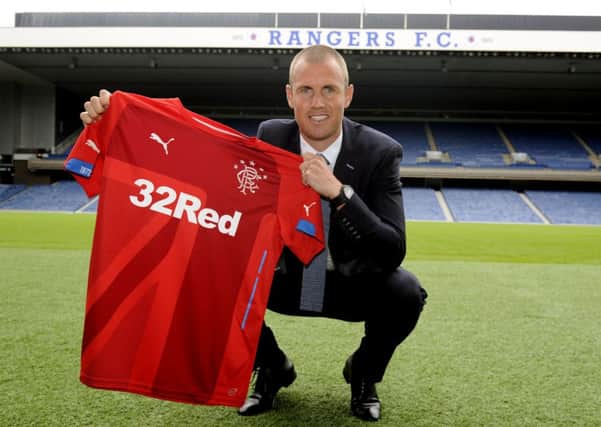 Kenny Miller signs for Rangers for the third time. Picture: John Devlin
