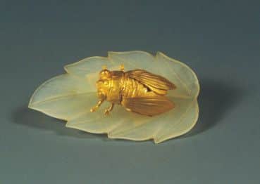 Gold cicada on jade leaf. Picture: NMOS