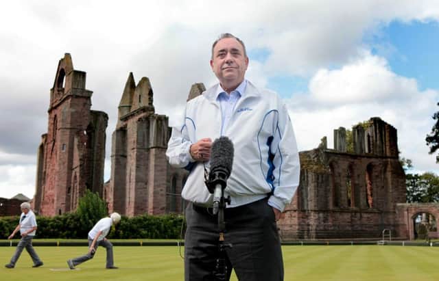 First Minister Alex Salmond visits Abbey Bowling Club in Arbroath. Picture: Hemedia