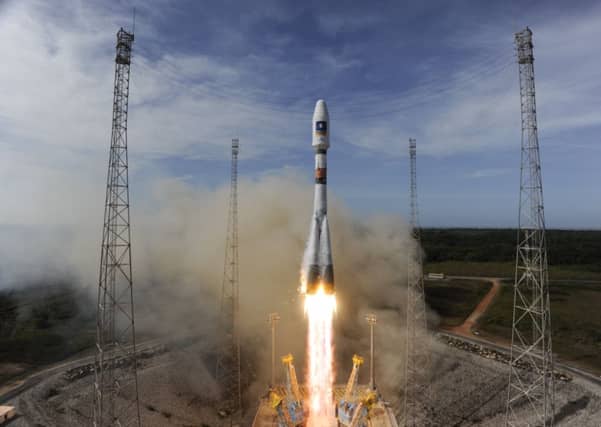 The medium-lift VS07 Soyuz rocket lifts off from its launching pad with the Galileo satellite on board. Picture: ESA
