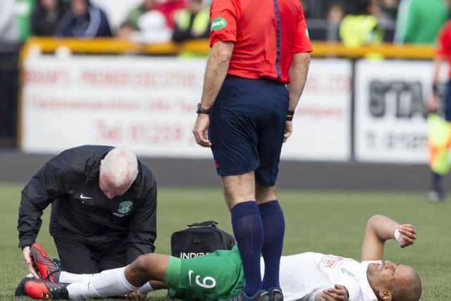 Hibernian striker could miss rest of the season. Picture: SNS
