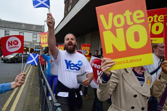 Yes and No supporters in Kilmarnock today. Picture: Getty