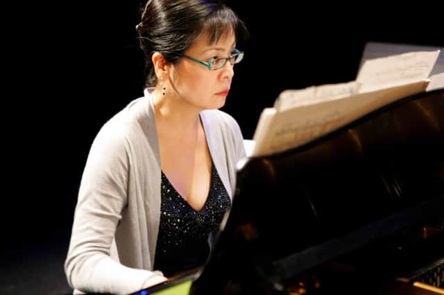 Soloist Noriko Kawai was brightly incisive in the sharply defined role given to the piano