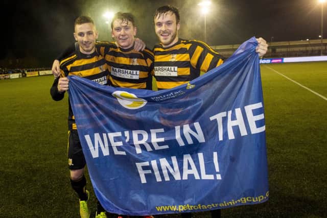 Alloa squad celebrate having beaten Rangers 3-2. Picture: SNS