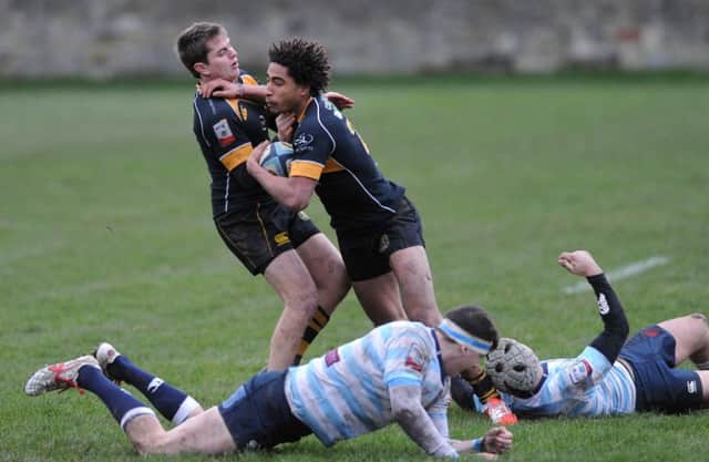 Curries William Martin runs into teammate Harvey Elms during his sides defeat on Saturday. Picture: Neil Hanna
