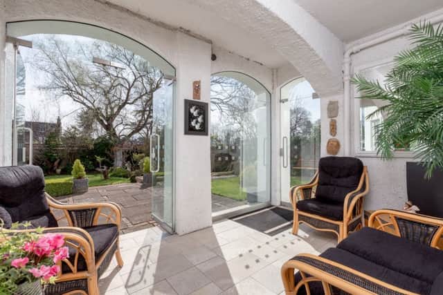 17 Murrayfield Drive