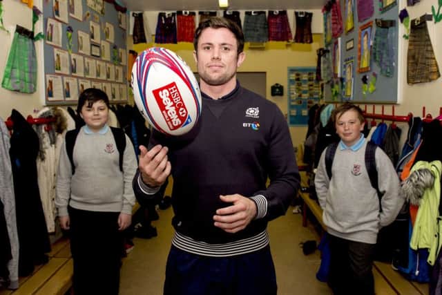 James Fleming at Mount Vernon Primary School yesterday to promote the Emirates Airlines Glasgow 7s. Picture: SNS Group/SRU