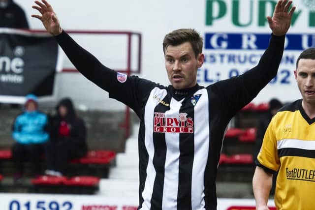 Ex-Dunfermline striker Andrew Barrowman will help young players who have also been freed. Picture: SNS