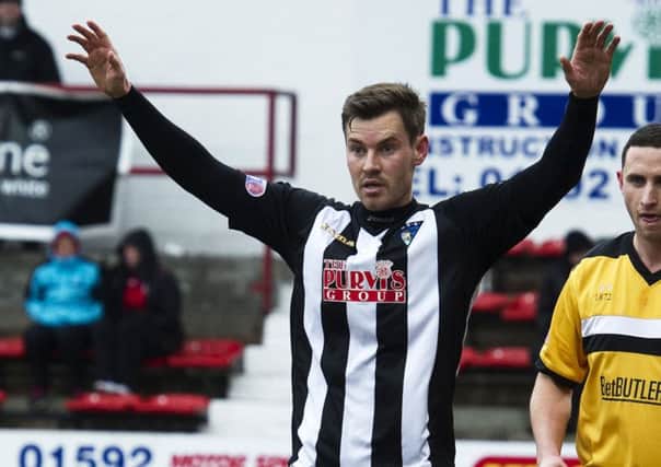 Ex-Dunfermline striker Andrew Barrowman will help young players who have also been freed. Picture: SNS