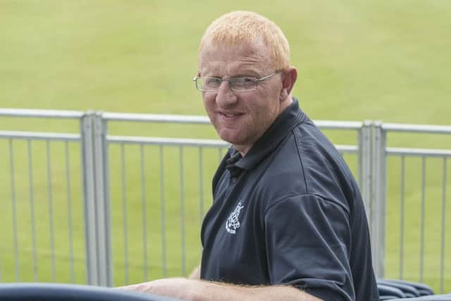 Stuart Duff on the 18th green. Picture: Phil Wilkinson