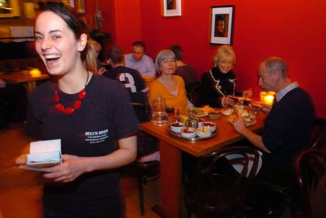 Growth slowed in UK services sector