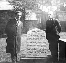 Harry Houdini in Aberdeen, at the grave of Wizard of the North, John Anderson