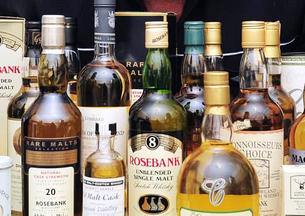 Jim McGregor and Rosebank Whisky Collection; 03/11/2015; Denny; 3 Bridge Crescent, FK6 6PB; Falkirk District; Scotland;



Pic by Alan Murray
www.alanmurrayphotography.co.uk
Tel: 0751 112 3919