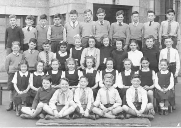 One class from Ferryhill Primary School who sat the Moray House Test in 1947 are now helping Aberdeen University research on dementia