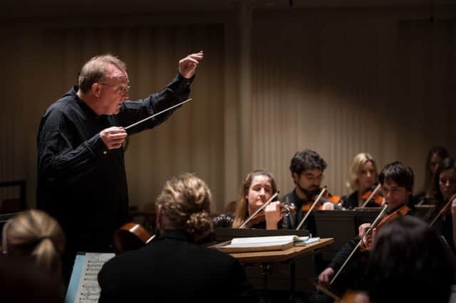 Martyn Brabbins and the SSO presented lesser known along with famed  British composers