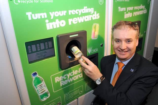Richard Lochhead trials the reverse vending pilot project for glass , aluminium and PET