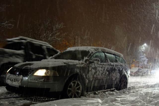 Heavy snow brings traffic at a standstill on Edinburgh Road, Penicuik. Image: Alan Wilson